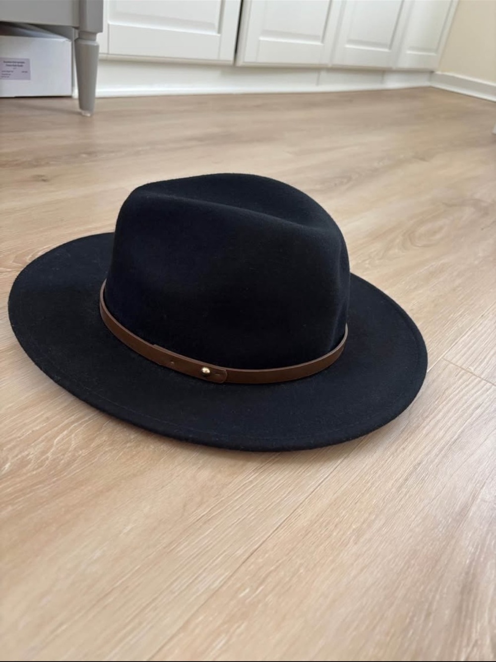 Hat - Picture 1 of 2